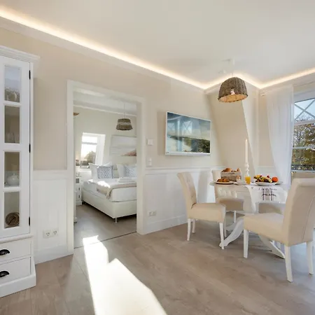 Strandblick Ξενοδοχείο με διαμερίσματα 4*